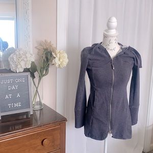 mondetta pleat back zip jacket